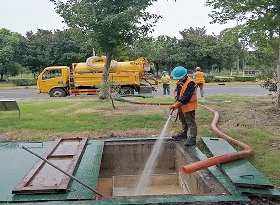 泸溪化油池清理